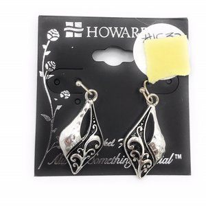 Howards Earrings (Case 14) 1533